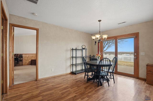 2556 SMITH AVE, Rapid City, SD 57701