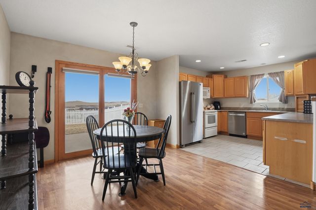 2556 SMITH AVE, Rapid City, SD 57701