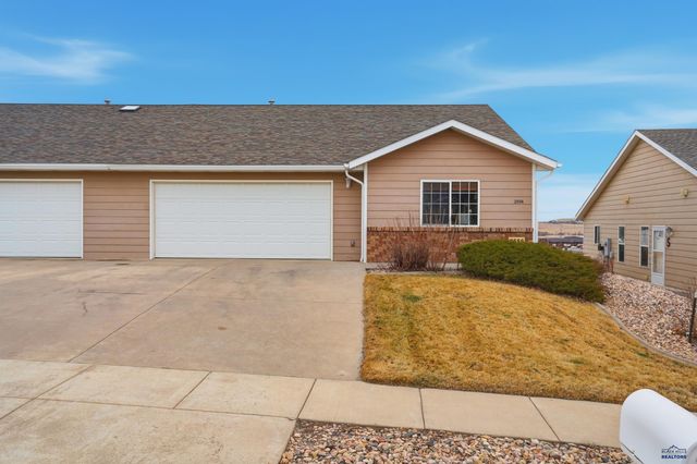 2556 SMITH AVE, Rapid City, SD 57701