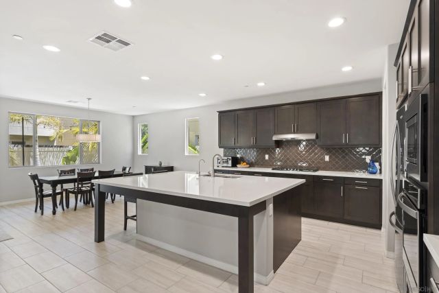 248 Triumph, San Marcos, CA 92078