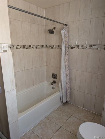12423 Deming Drive, Sterling Heights, MI 48312