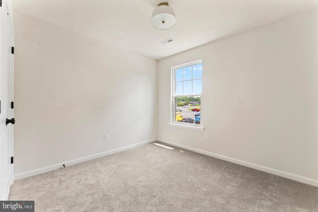 203 JETT DR, Fredericksburg, VA 22405