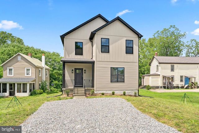 203 JETT DR, Fredericksburg, VA 22405