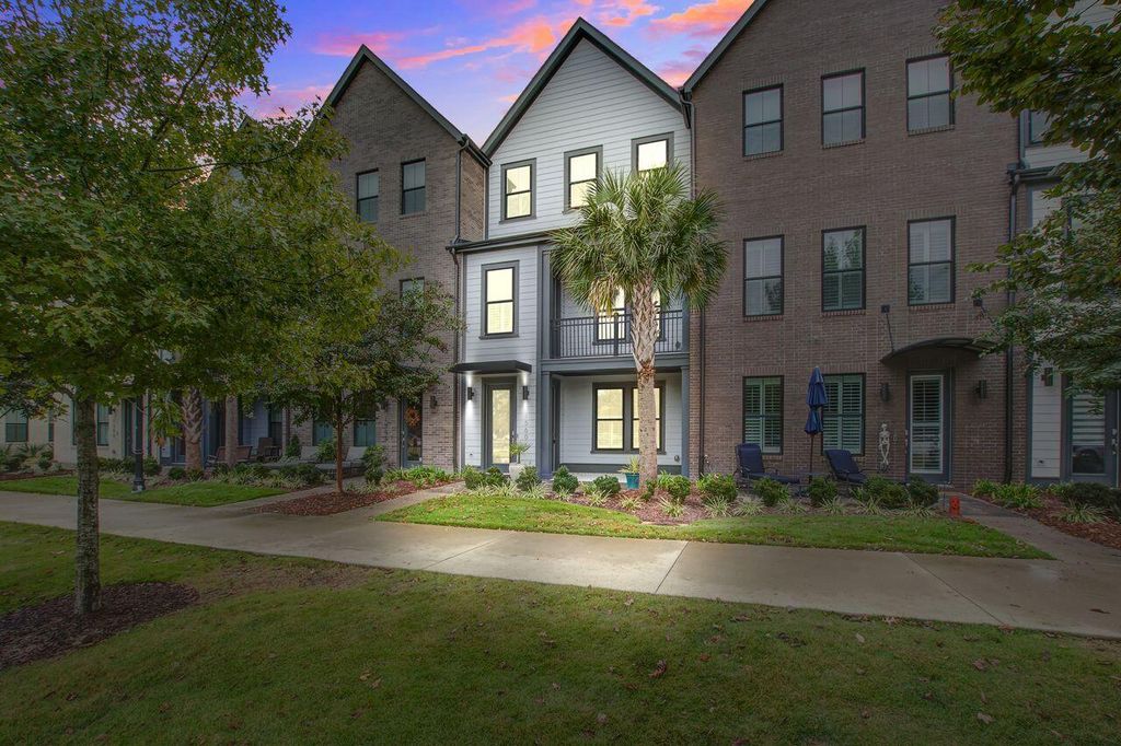 1560 Hancock Street B-4, Mount Pleasant, SC 29464