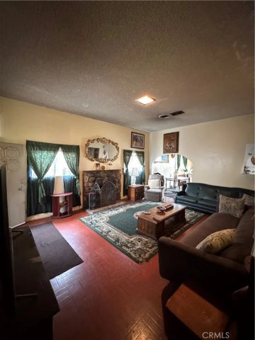 638 E 137th, Los Angeles, CA 90059