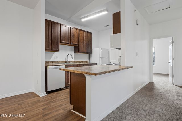 310 Holcomb Boulevard, 230, Ocean Springs, MS 39564