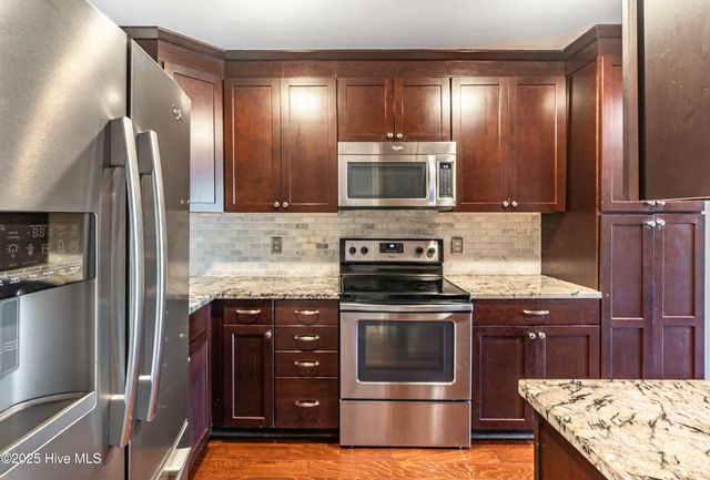 4024 Echo Farms Boulevard, Wilmington, NC 28412