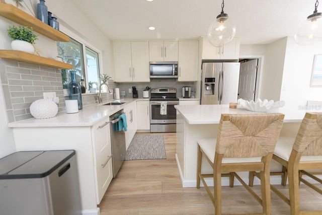 1472 47TH AVENUE NE, St Petersburg, FL 33703