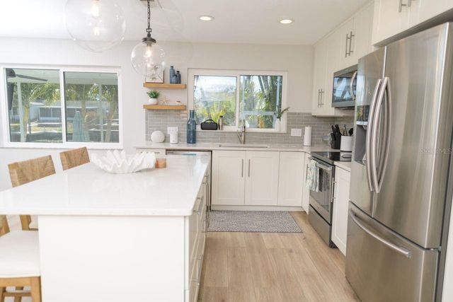 1472 47TH AVENUE NE, St Petersburg, FL 33703