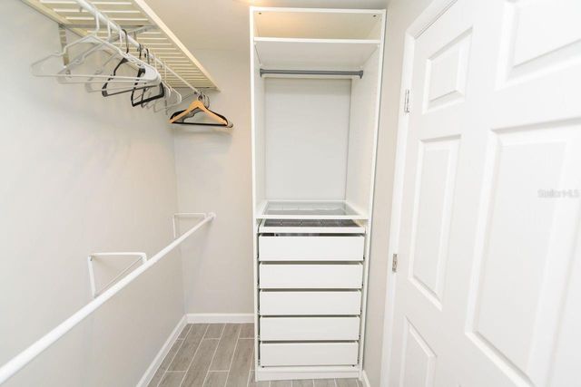 1472 47TH AVENUE NE, St Petersburg, FL 33703