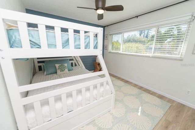 1472 47TH AVENUE NE, St Petersburg, FL 33703