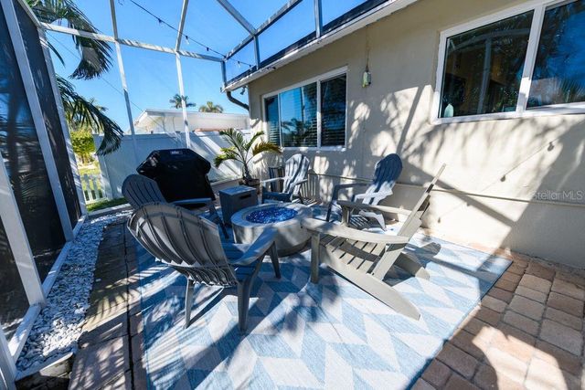 1472 47TH AVENUE NE, St Petersburg, FL 33703