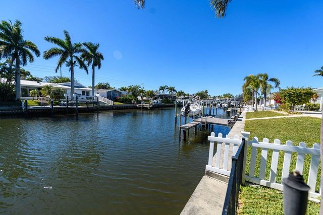 1472 47TH AVENUE NE, St Petersburg, FL 33703