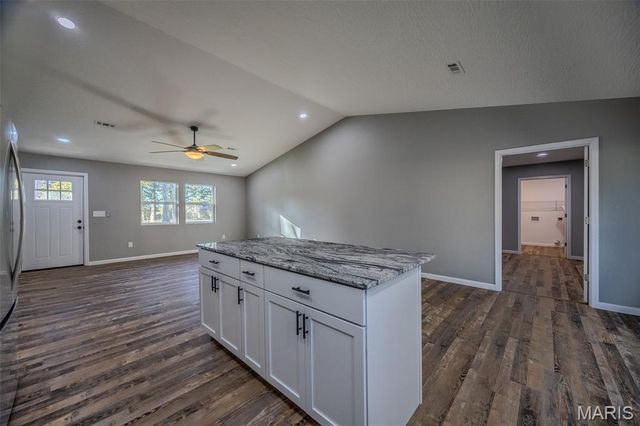 23350 Marvel Dr, Lebanon, MO 65536