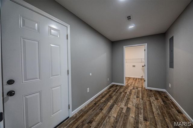 23350 Marvel Dr, Lebanon, MO 65536