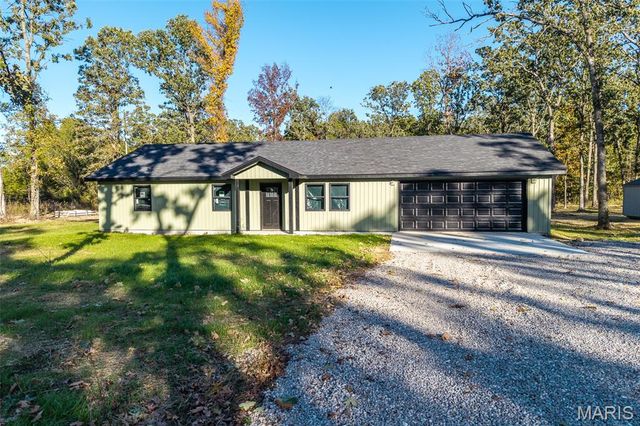 23350 Marvel Dr, Lebanon, MO 65536