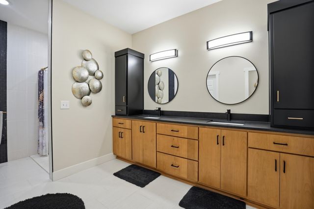 1887 E Cobblestone Drive, Ozark, MO 65721