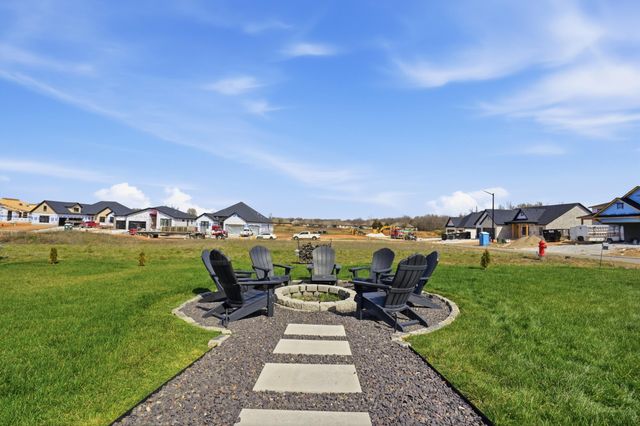 1887 E Cobblestone Drive, Ozark, MO 65721