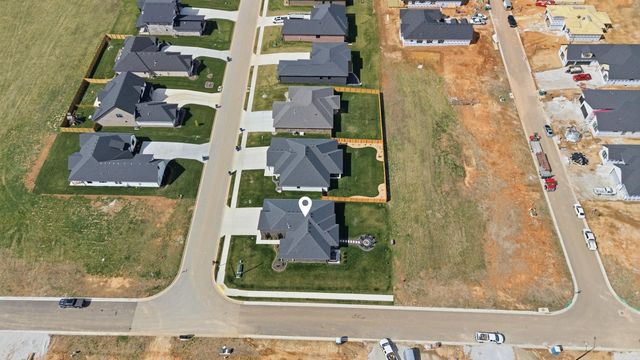 1887 E Cobblestone Drive, Ozark, MO 65721