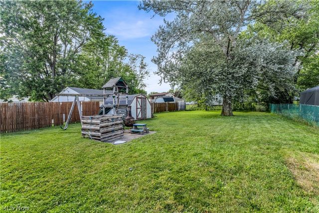 567 Walnut Street, Elyria, OH 44035