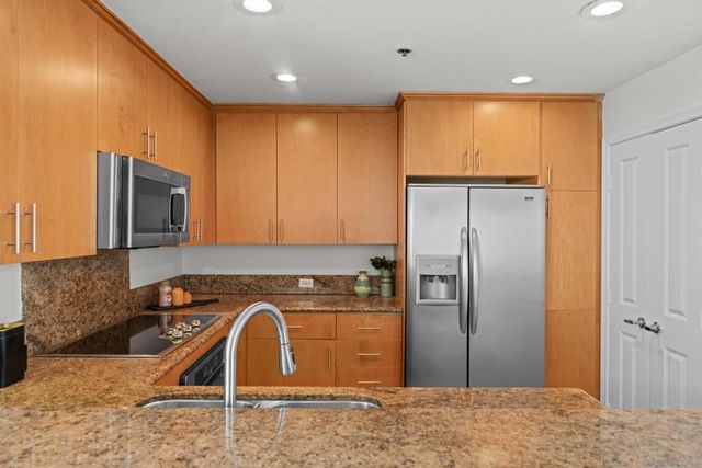 924 Hornblend St 31, San Diego, CA 92109