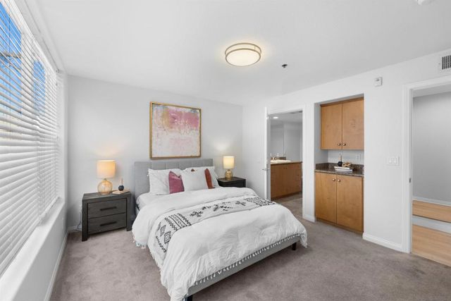 924 Hornblend St 31, San Diego, CA 92109