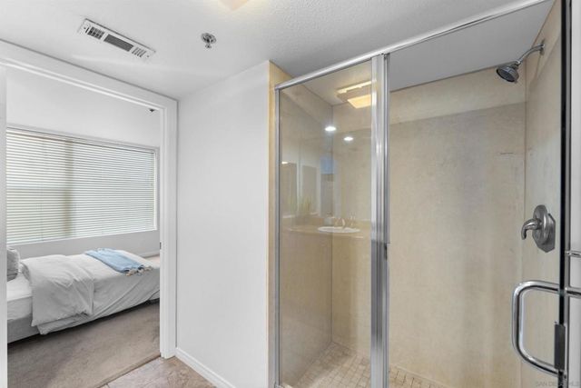 924 Hornblend St 31, San Diego, CA 92109