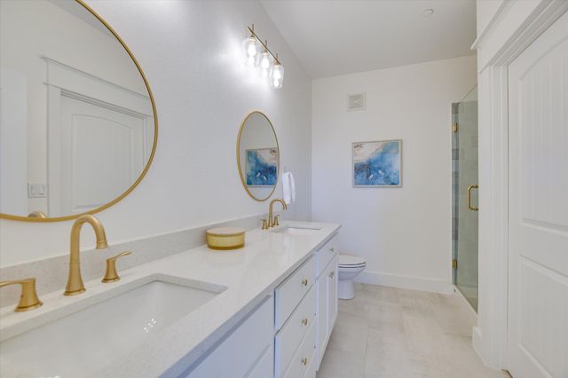 17720 Maritime Point DR 202, Jonestown, TX 78645