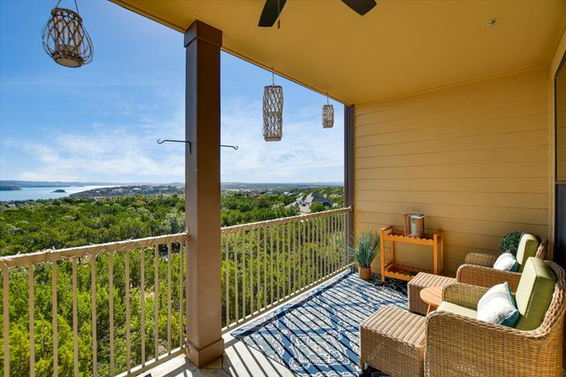 17720 Maritime Point DR 202, Jonestown, TX 78645