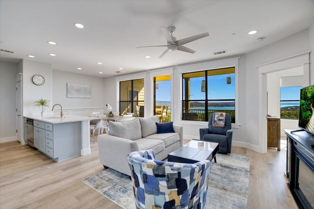 17720 Maritime Point DR 202, Jonestown, TX 78645