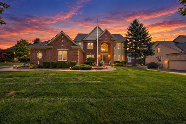 4487 Boxwood Court, Oakland Twp, MI 48306