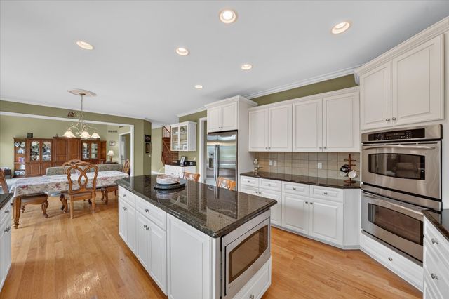 4487 Boxwood Court, Oakland Twp, MI 48306