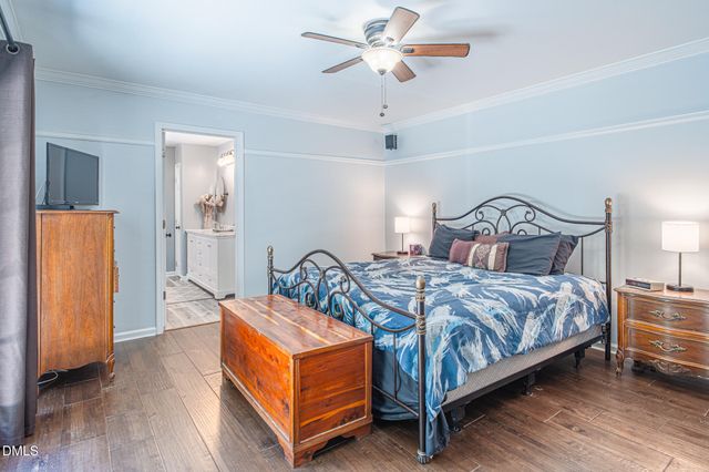 490 Huntsburg Drive, Louisburg, NC 27549