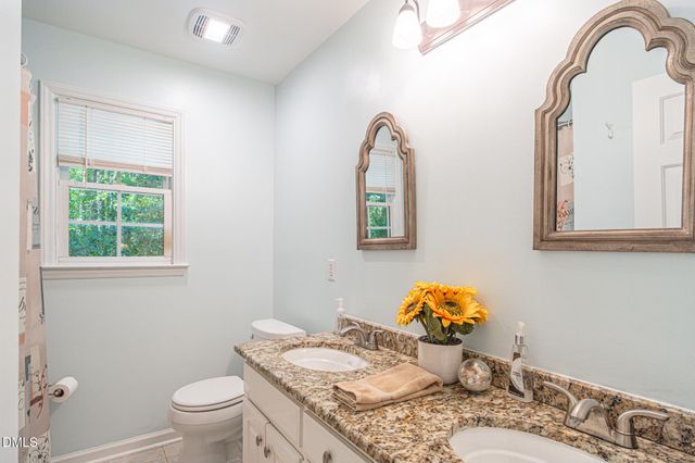 490 Huntsburg Drive, Louisburg, NC 27549