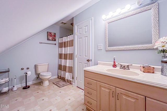 490 Huntsburg Drive, Louisburg, NC 27549