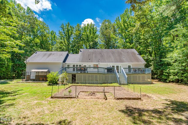 490 Huntsburg Drive, Louisburg, NC 27549