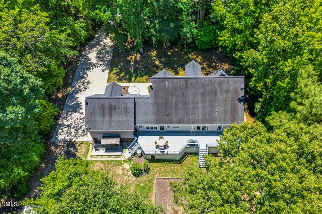 490 Huntsburg Drive, Louisburg, NC 27549