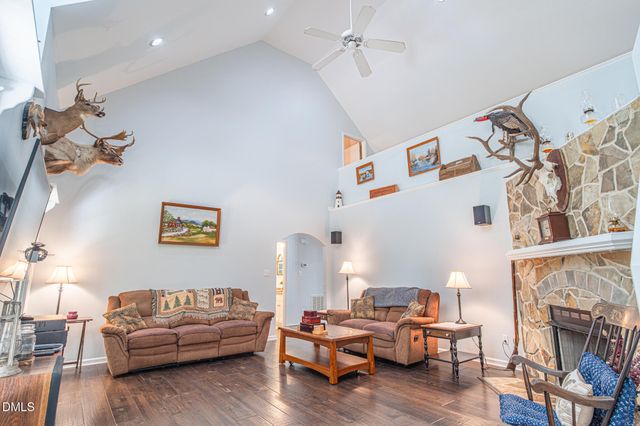 490 Huntsburg Drive, Louisburg, NC 27549