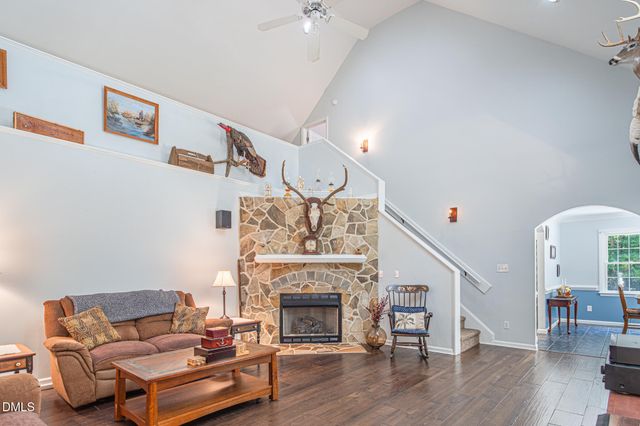 490 Huntsburg Drive, Louisburg, NC 27549