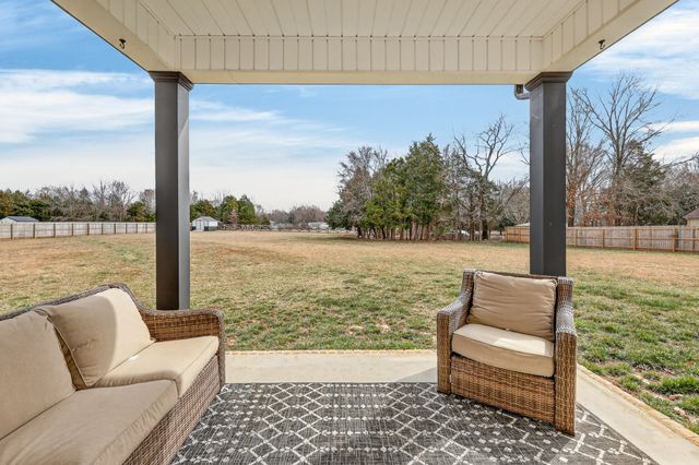 3017 Gwynn Rd, Lebanon, TN 37090