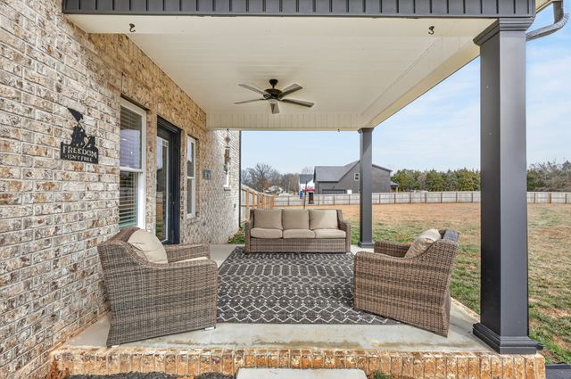 3017 Gwynn Rd, Lebanon, TN 37090