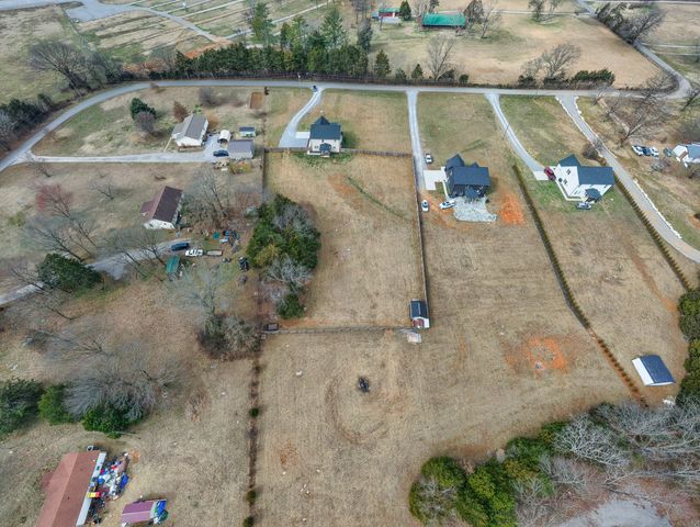 3017 Gwynn Rd, Lebanon, TN 37090