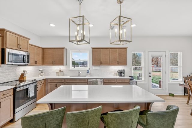 3017 Gwynn Rd, Lebanon, TN 37090