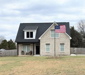 3017 Gwynn Rd, Lebanon, TN 37090