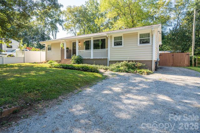 313 Willis Road, Dallas, NC 28034