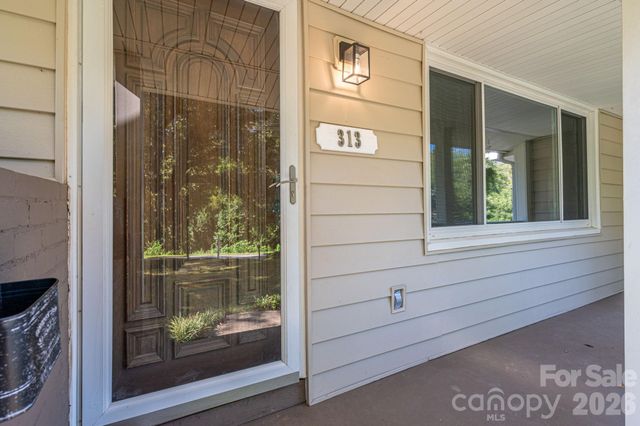 313 Willis Road, Dallas, NC 28034