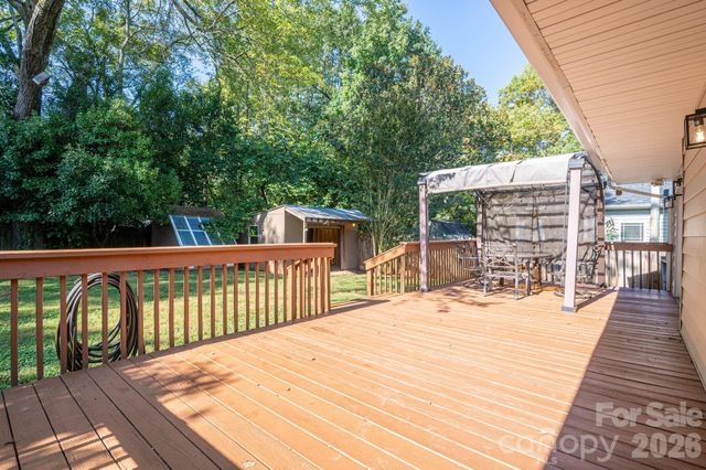 313 Willis Road, Dallas, NC 28034