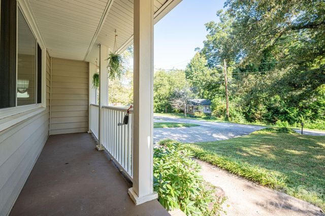 313 Willis Road, Dallas, NC 28034