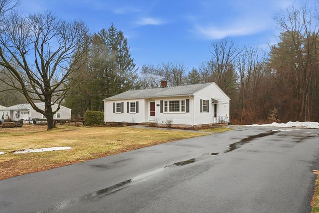 22 Fairhaven Dr, East Longmeadow, MA 01028