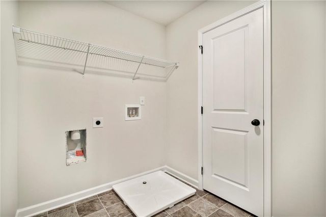 636 Rodeo Drive, Auburn, GA 30011